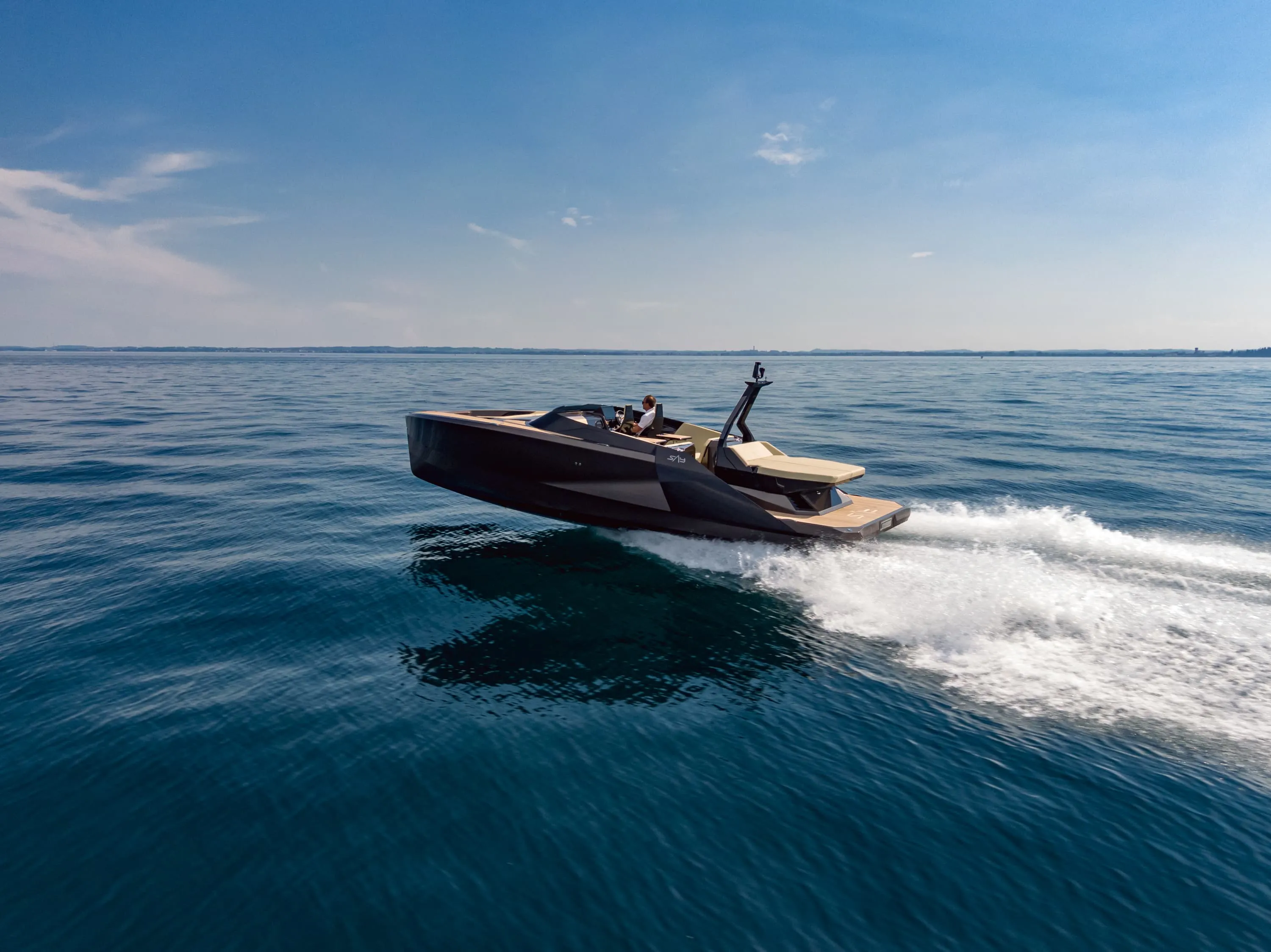 SAY Carbon Yachts